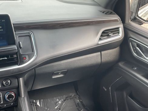Used 2024 Chevrolet Tahoe LT RWD image 18