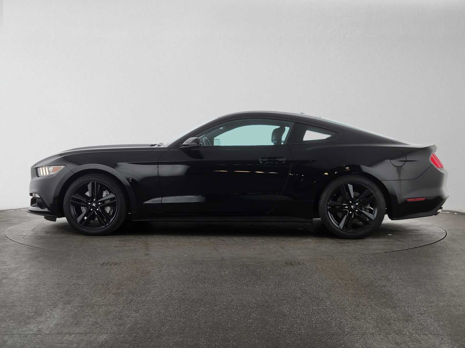 Used 2015 Ford Mustang Premium w/ Ecoboost Performance Package RWD image 6