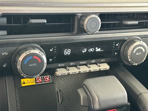 New 2025 Toyota 4Runner TRD Off-Road Premium image 24