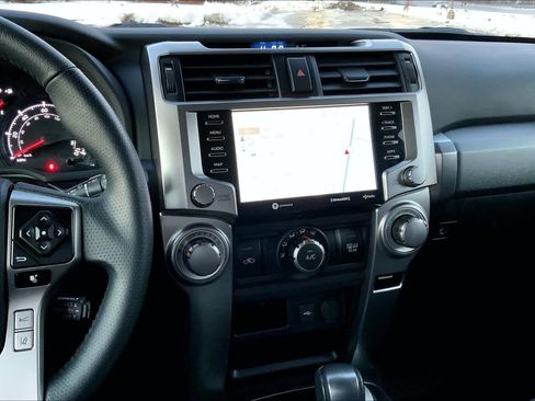 Used 2021 Toyota 4Runner SR5 Premium w/ Moonroof Package AWD/4WD image 6