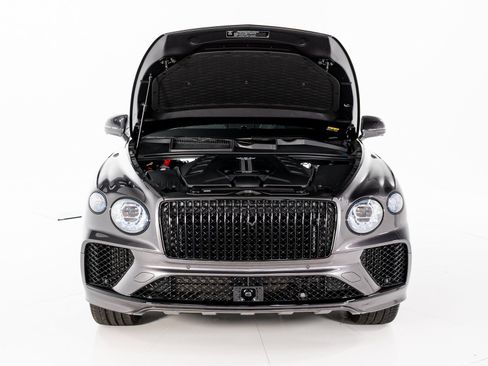New 2025 Bentley Bentayga Extended Wheelbase image 48