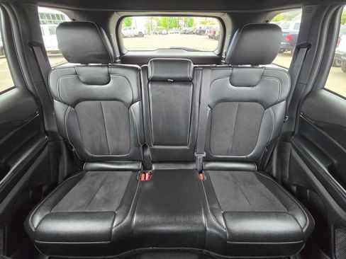 Used 2024 Jeep Grand Cherokee Altitude AWD/4WD image 17