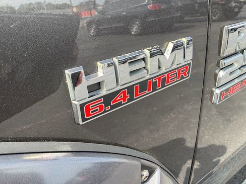 Used 2017 RAM 2500 Tradesman w/ Chrome Appearance Group AWD/4WD image 44