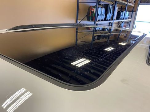 New 2025 Jeep Grand Cherokee Limited w/ Luxury Tech Group II image 18