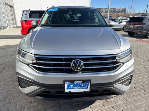 Certified 2023 Volkswagen Tiguan SE image 10