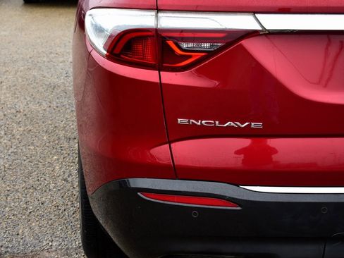 Used 2023 Buick Enclave Premium w/ Experience Buick Package image 10