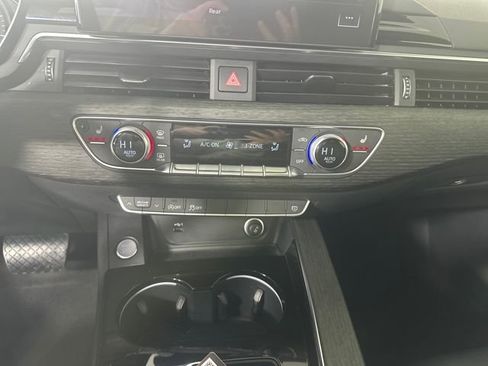 Used 2022 Audi A5 2.0T Premium image 23