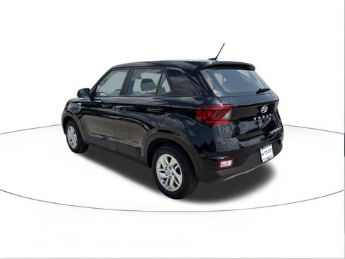 New 2026 Hyundai Venue SE FWD image 5