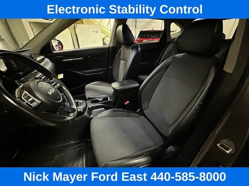 Used 2023 Kia Seltos S image 14