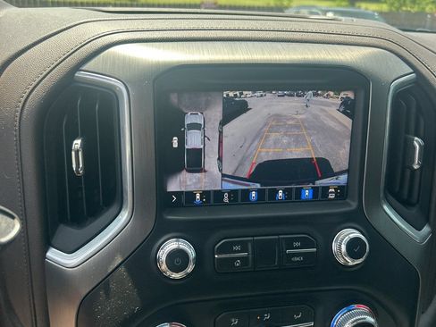 Used 2022 GMC Sierra 2500 Denali w/ Denali Ultimate Package AWD/4WD image 23