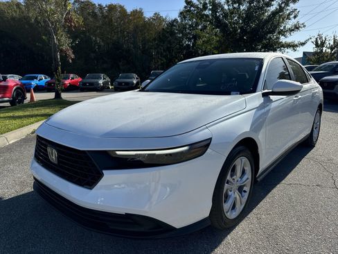 New 2025 Honda Accord LX image 3