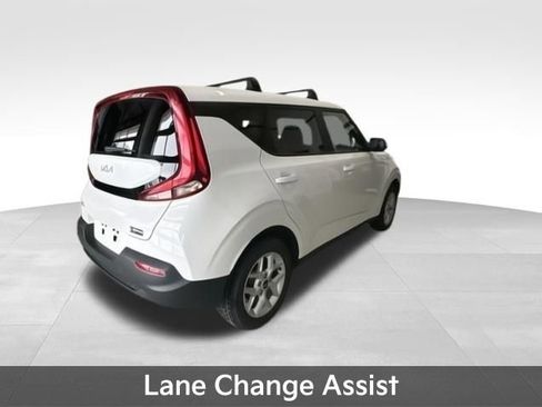 Used 2022 Kia Soul LX w/ Technology Package FWD image 9