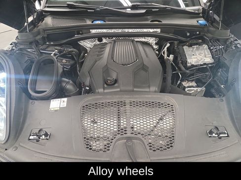 Used 2023 Porsche Macan image 23