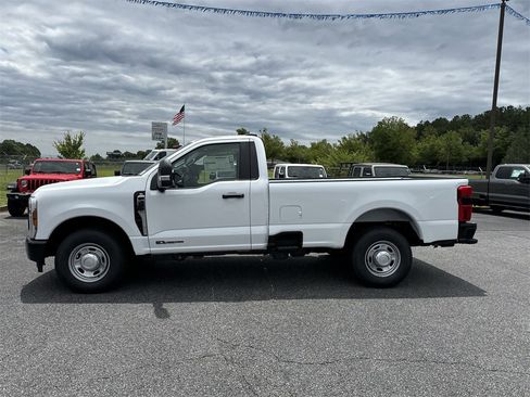 New 2025 Ford F250 XL w/ 360-Degree Camera Package image 4