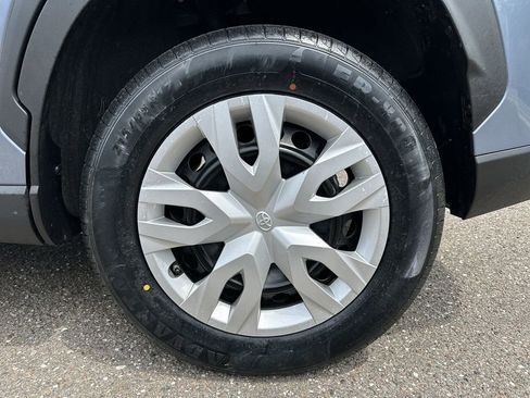 Used 2024 Toyota Corolla Cross L FWD image 31