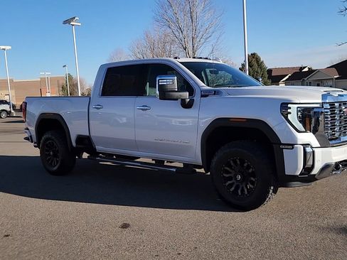 Used 2024 GMC Sierra 2500 Denali w/ Denali Reserve Package image 7