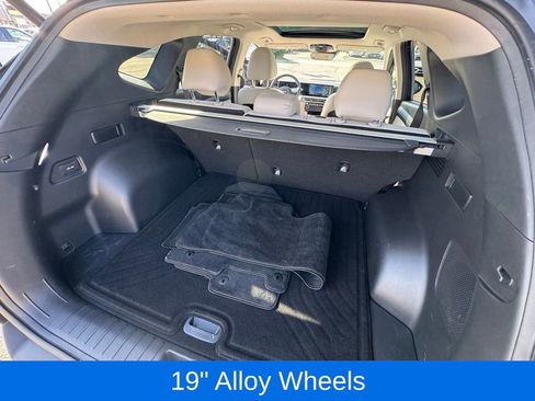 Certified 2025 Hyundai Tucson Limited FWD image 31