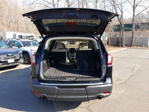Used 2022 Subaru Ascent Limited AWD/4WD image 36
