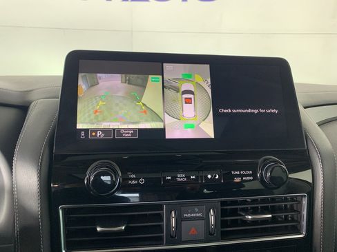 Used 2023 INFINITI QX80 Luxe w/ Cargo Package image 28