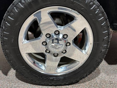 Used 2015 Chevrolet Silverado 2500 LTZ w/ Duramax Plus Package image 11