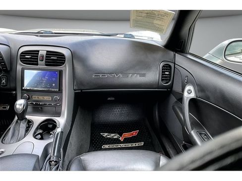 Used 2007 Chevrolet Corvette Coupe RWD image 38