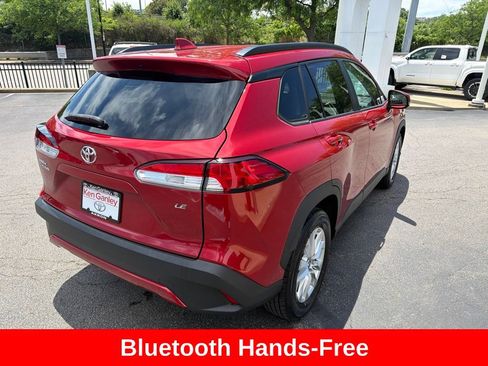 Used 2022 Toyota Corolla Cross LE FWD image 7