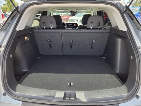 Used 2024 Chevrolet TrailBlazer LS w/ LS Convenience Package FWD image 10