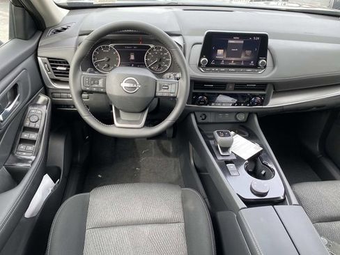 New 2026 Nissan Rogue SV w/ Cold Weather Package AWD/4WD image 8