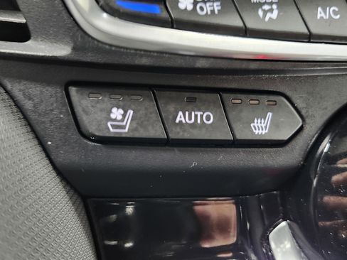 Used 2021 Acura TLX w/A-Spec Package image 10