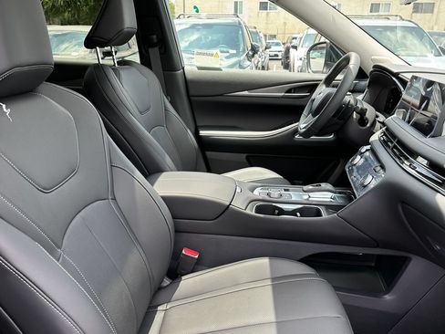 New 2027 INFINITI QX60 Luxe w/ Cargo Package AWD/4WD image 14
