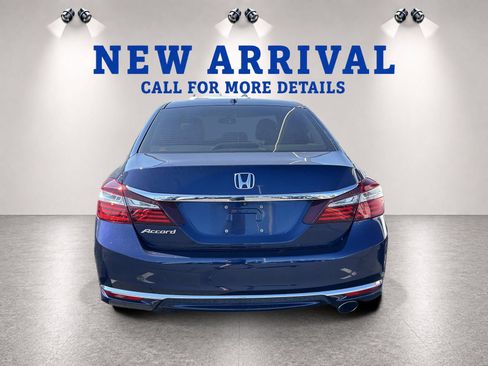 Used 2017 Honda Accord EX image 6