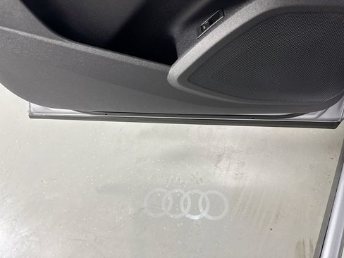 Used 2025 Audi Q5 Premium Plus w/ Premium Plus AWD/4WD image 11