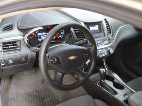 Used 2017 Chevrolet Impala LS FWD image 14