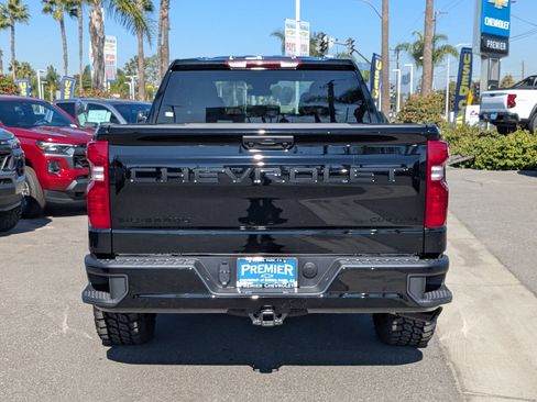 Used 2026 Chevrolet Silverado 1500 Custom w/ Turbomax Blackout Package image 4