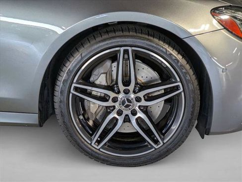 Used 2020 Mercedes-Benz E 350 Sedan image 23