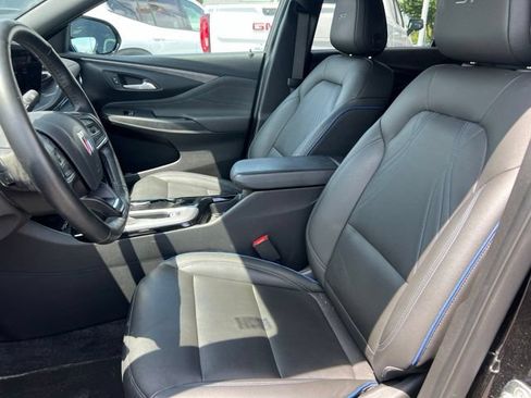 Used 2024 Buick Envista Sport Touring w/ Convenience I Package FWD image 21