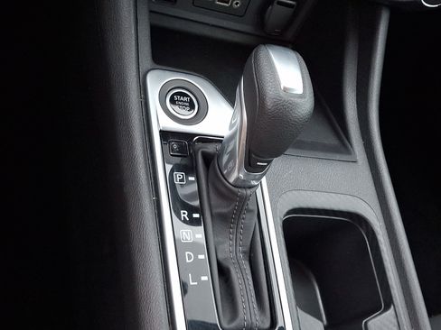 Certified 2025 Nissan Sentra SV FWD image 18