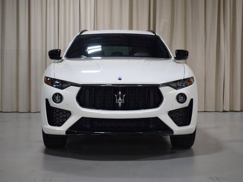 Certified 2022 Maserati Levante GT image 9