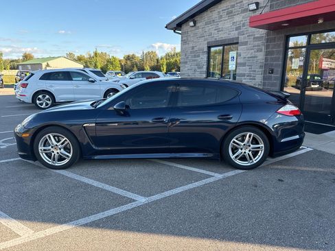 Used 2012 Porsche Panamera 4 image 7