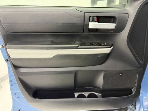 Used 2018 Toyota Tundra Limited image 28