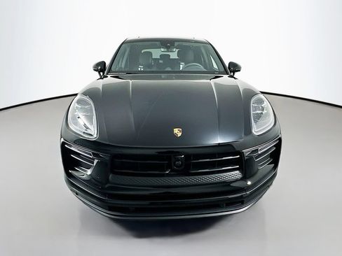 Certified 2026 Porsche Macan AWD/4WD image 6