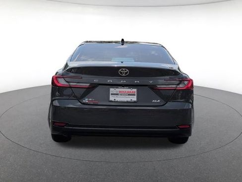 Used 2025 Toyota Camry XLE w/ Premium Plus Package FWD image 5