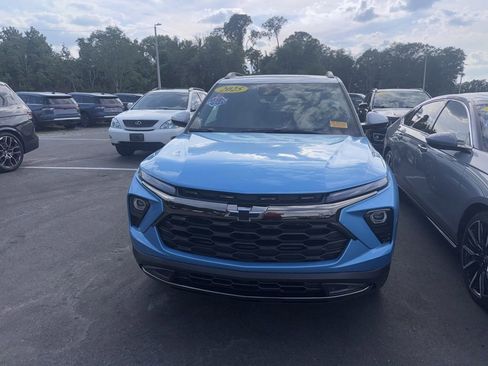 Used 2025 Chevrolet TrailBlazer ACTIV w/ Convenience Package image 1