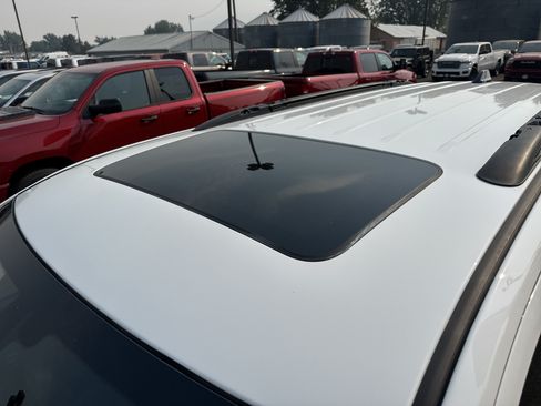 Used 2024 Dodge Durango R/T w/ Tow 'N Go Group AWD/4WD image 10