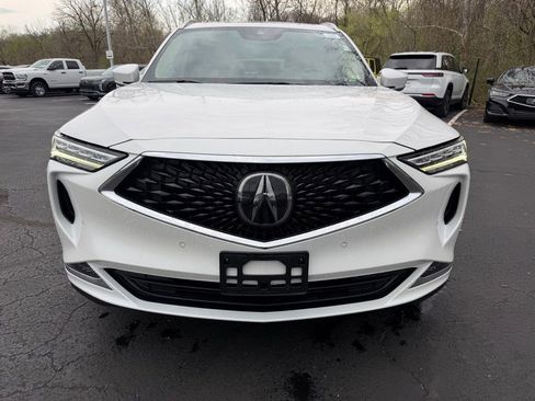 Used 2023 Acura MDX SH-AWD w/ Advance Package image 3