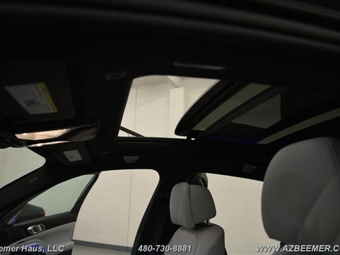 Used 2024 BMW X6 M60i w/ Dynamic Handling Package image 37