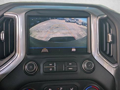 Used 2021 Chevrolet Silverado 1500 LT RWD image 14