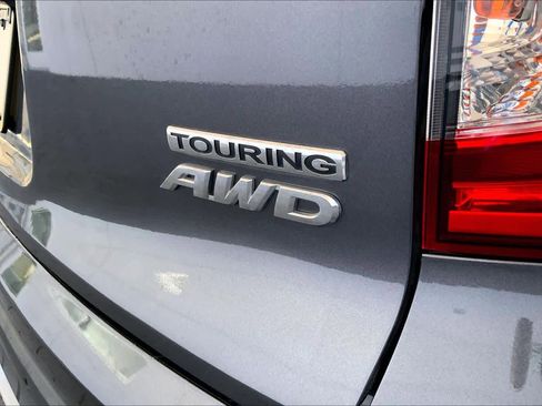 Used 2020 Honda Pilot Touring image 9