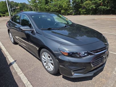Used 2017 Chevrolet Malibu Hybrid w/ Leather Package