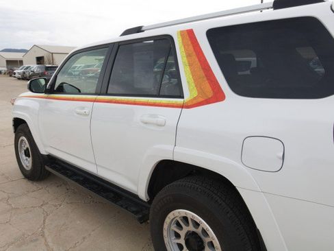 Used 2024 Toyota 4Runner SR5 AWD/4WD image 8